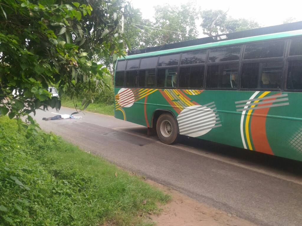 ರಸ್ತೆ ಅಪಘಾತ: ಸ್ಕೂಟರ್ ಸವಾರ ಮೃತ್ಯು